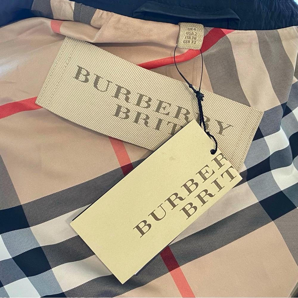 BURBERRY BLACK LIGHTWEIGHT DOUBLE BREASTED BUTTON UP TRENCH COAT - Picture 10 of 15